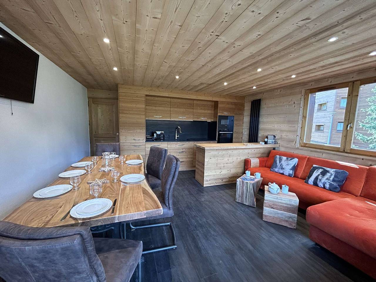 Ganze Wohnung, Gemütliches 4-Zimmer-Apartment für 8 Personen, ideal gelegen in Méribel. in Les Allues, Vanoise-Massiv