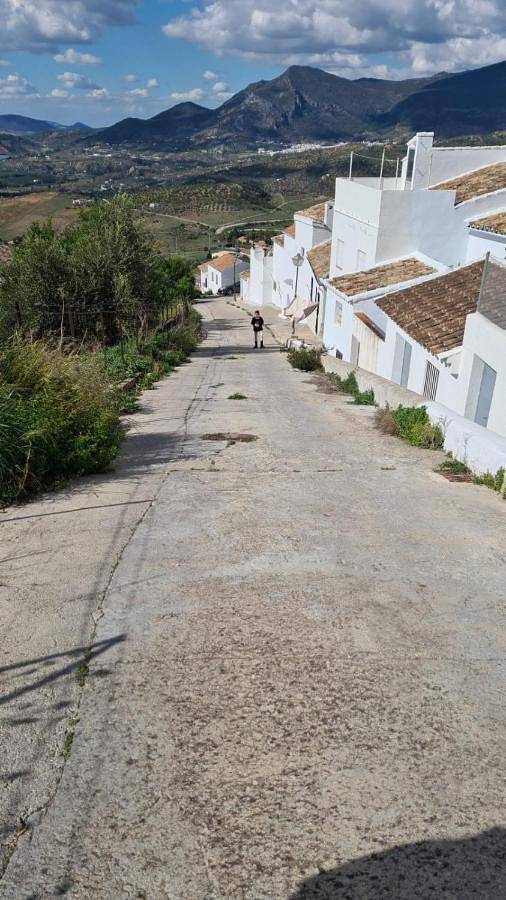 Casa rural para 6 personas, con Balcón y Terraza además de Vistas al lago y Vistas en Zahara de la Sierra - 3
