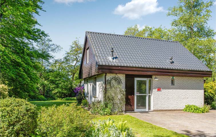 Bungalow für 6 Personen, mit Ausblick und Terrasse sowie Garten, kinderfreundlich in Friesland - 2