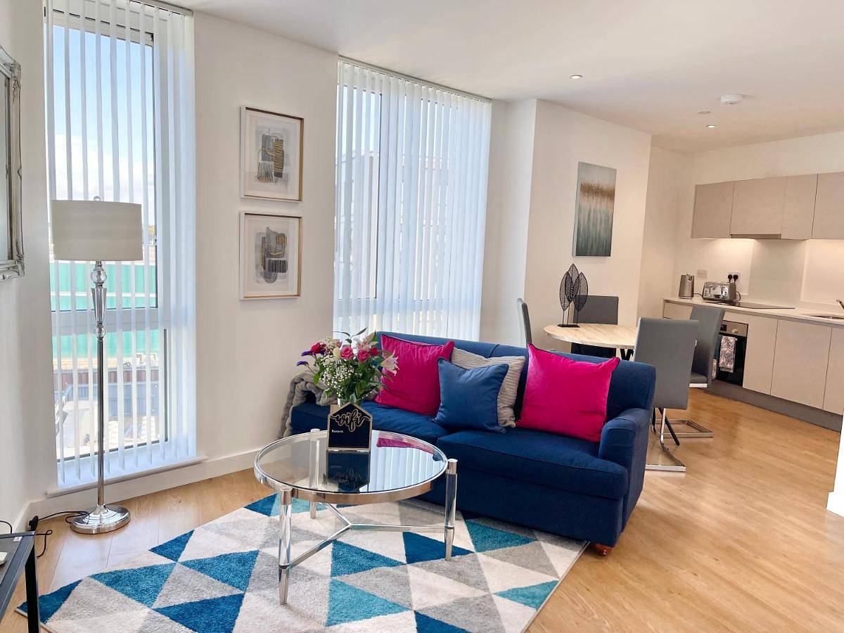 Entire apartment, Two-Bedroom Apartment in Bracknell, Berkshire