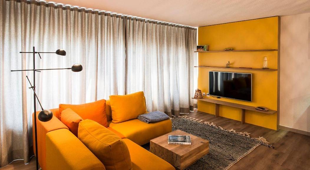 Geheel appartement, Gama Home in Villars-les-Joncs, Fribourg