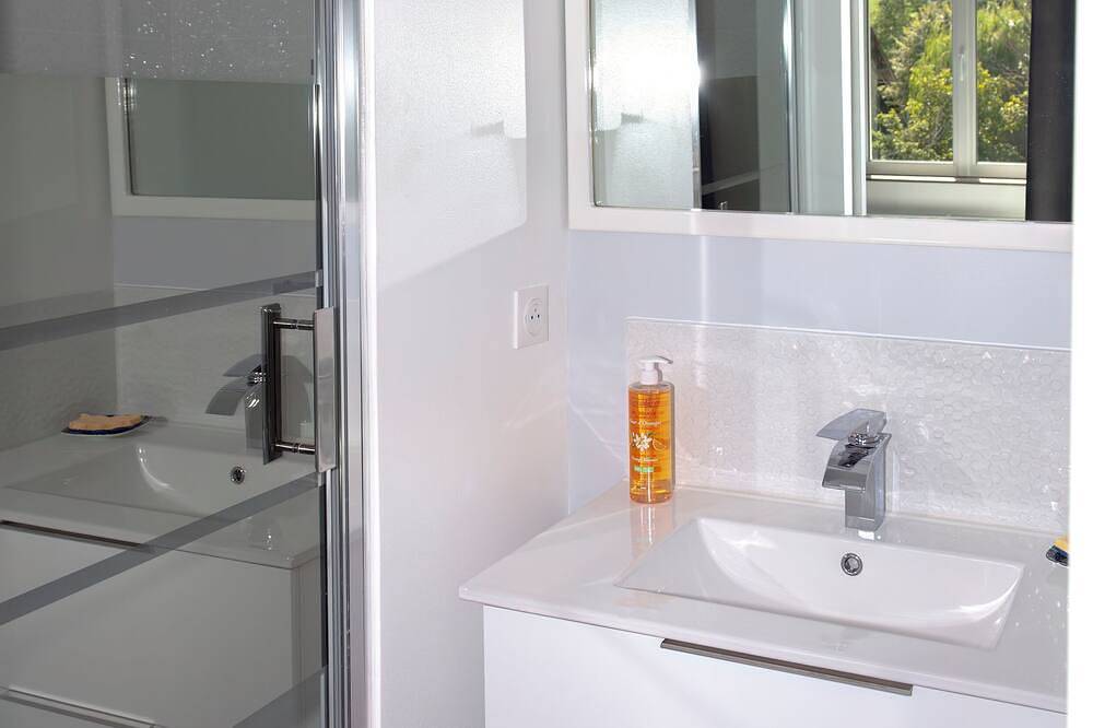 Appartement entier, La Bâtisse l'arbre gris in Le Petit-Abergement, Haut-Valromey