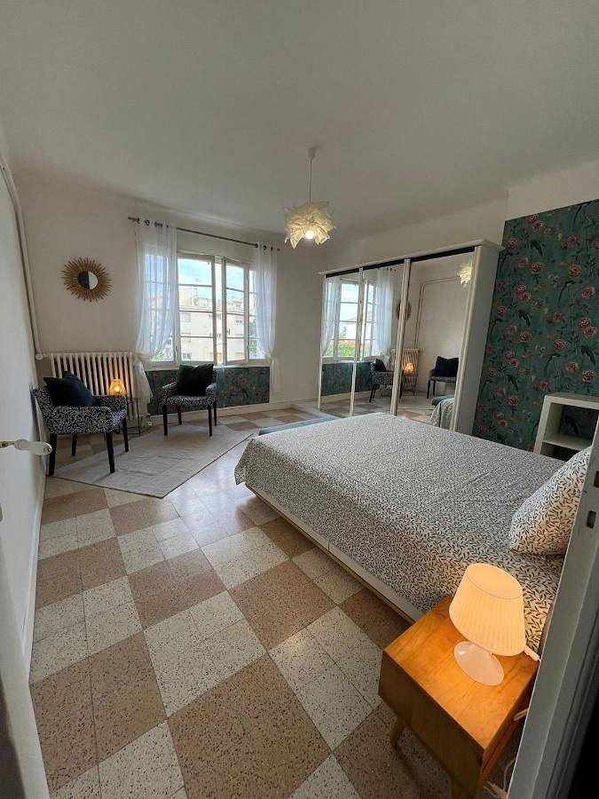 Appartement entier, Classic Apartment in Saint-Laurent-du-Var, Côte méditerranéenne (France)