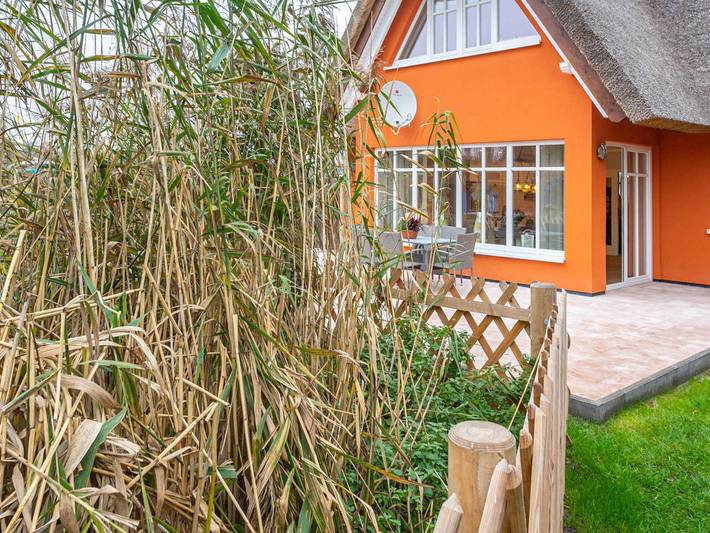 Ferienwohnung für 7 Personen, mit Sauna und Seeblick sowie Terrasse und Garten in Prerow - 4