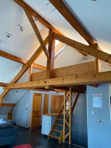Gîte pour 8 personnes, avec vue et balcon à Montricher-Albanne