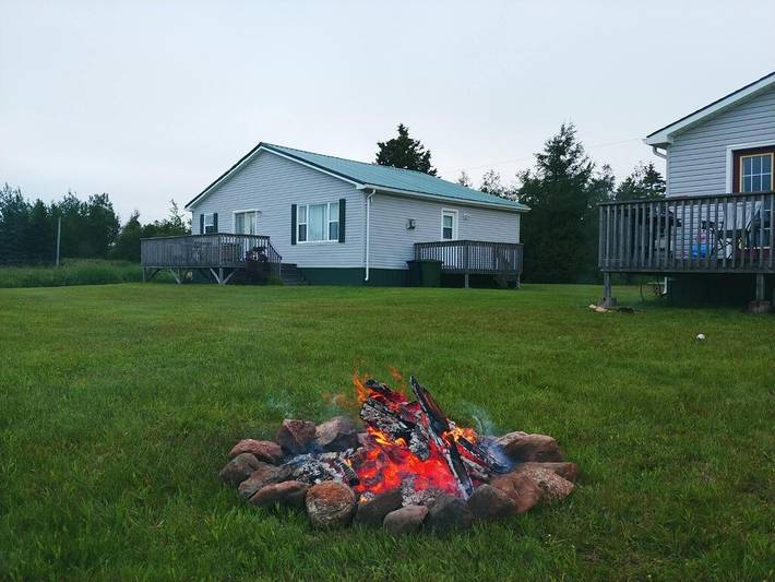 Cottage for 8 people, with terrace and garden in Prince Edward Island