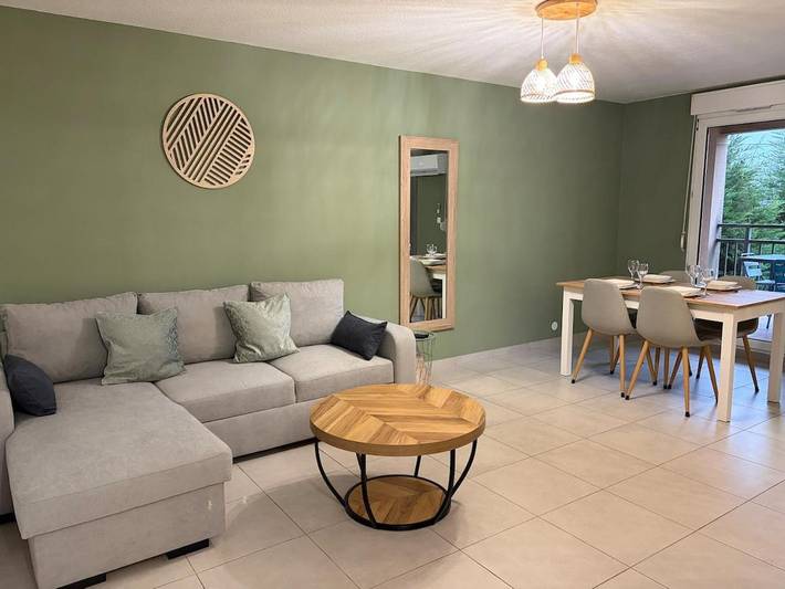 Appartement de vacances pour 4 personnes, avec Balcon ainsi que Terrasse et Vue