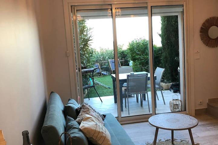 Maisonette vue mer, piscine , jardinet et tennis - 4 couchages in Roquebrune-sur-Argens, Côte méditerranéenne (France)