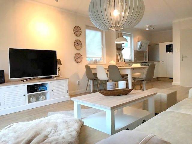 Ruhig gelegene, familienfreundliche Haushälfte in Zingst, Fischland - Darß - Zingst