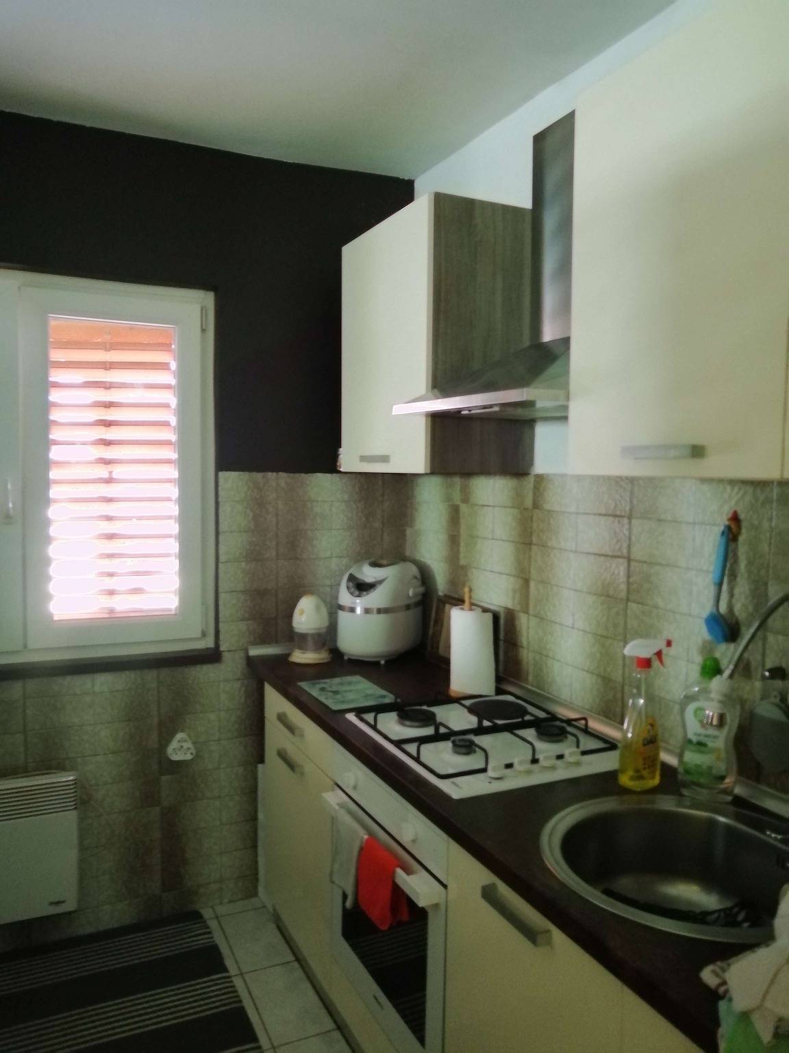 Entire apartment, Three bedroom apartment near beach Grebaštica, Šibenik A-23313-a in Grebastica, Šibenik-Knin