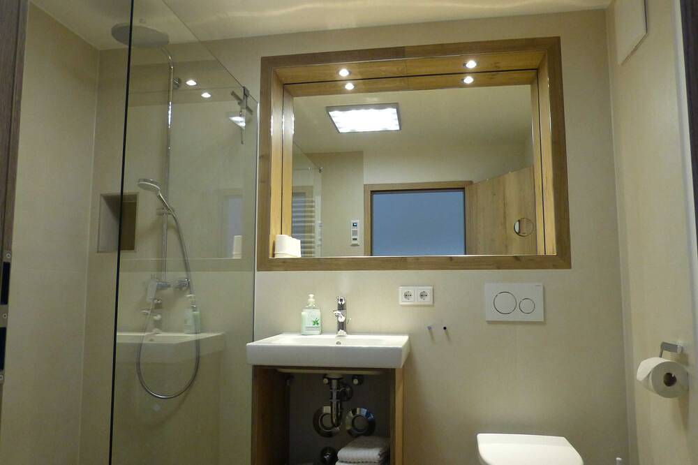Appartement 5 Sepp Nouveau - Gästehaus Becher, Kreuth-Point in Kreuth, Alpes bavaroises