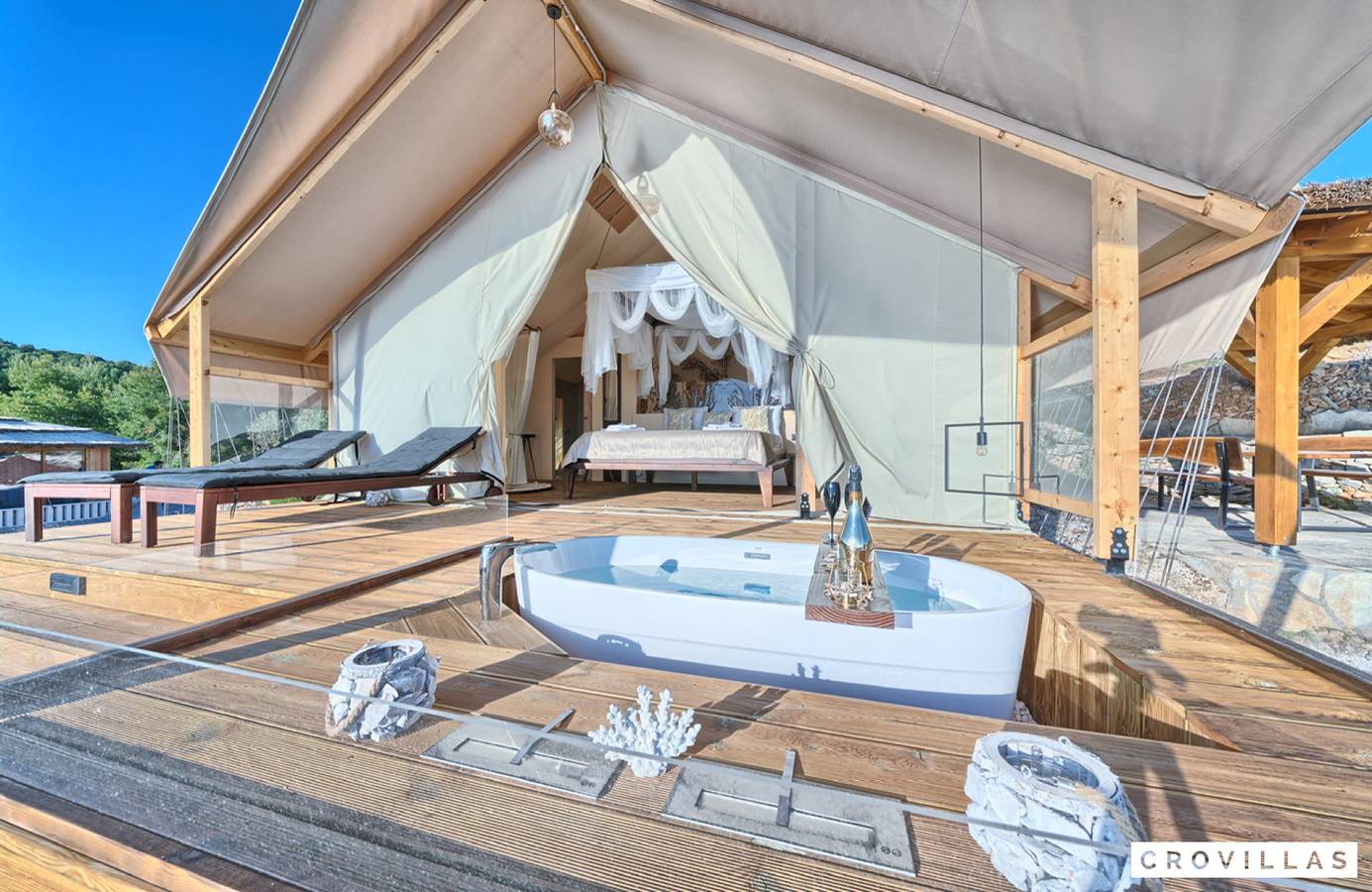 Ganze Wohnung, "Glamping Honeymoon" on Murter - Crovillas in Tisno, Murter