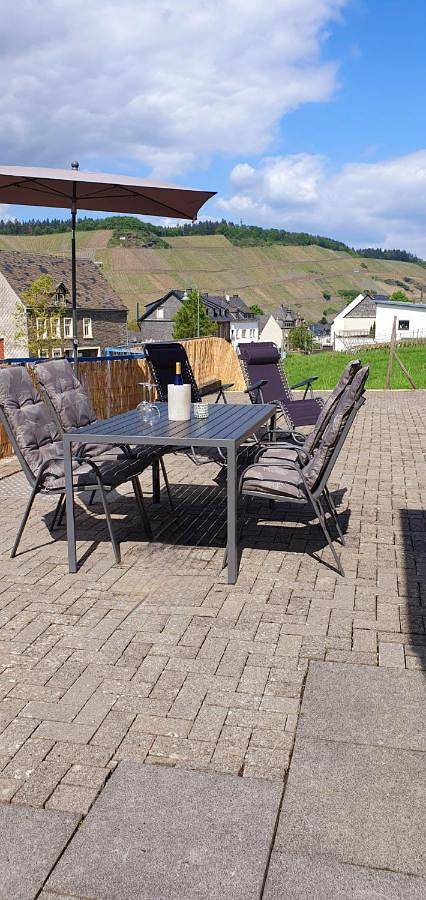 Ferienhaus für 4 Personen, mit Garten und Ausblick sowie Seeblick in Rheinland-Pfalz - 4