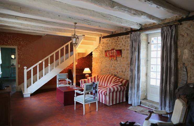 Gîte pour 4 personnes, avec jardin ainsi que piscine et terrasse à Tursac - 2