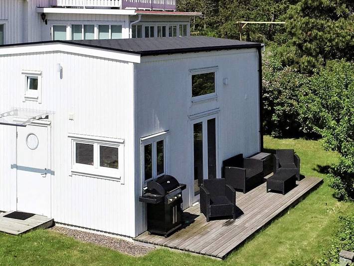 Holiday home for 2 people, with terrace, child-friendly in Sweden