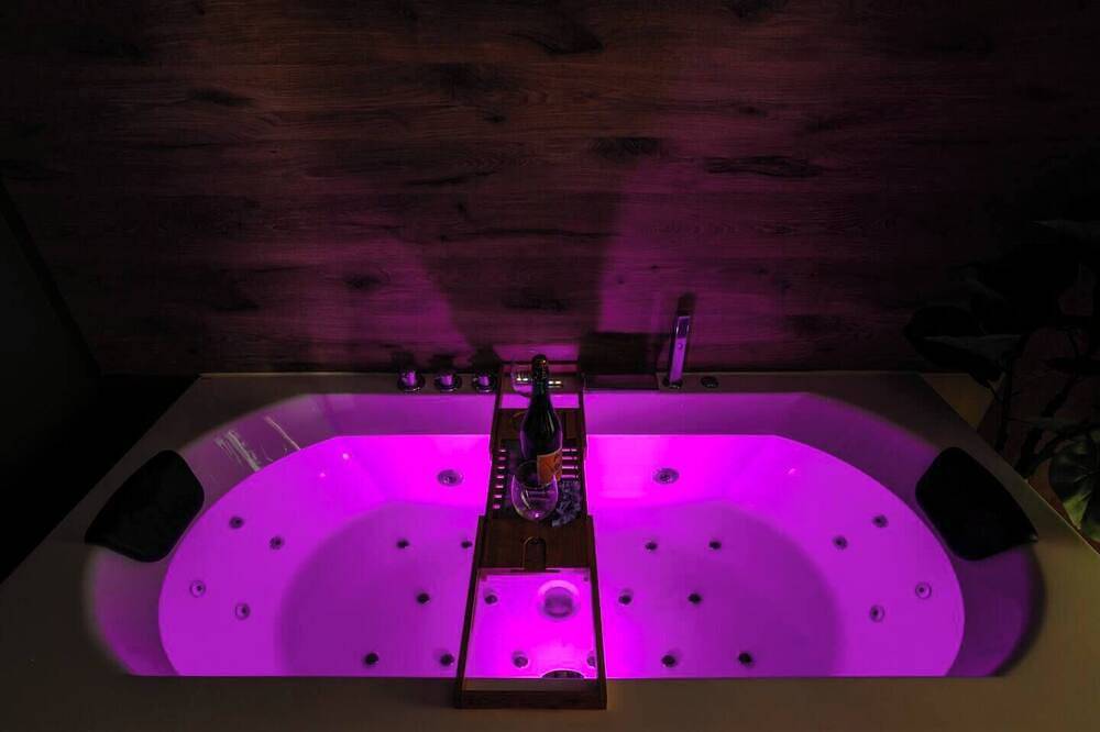 Apartamento entero, Romantic Suite Bretagne Sud Balneo, Games&Cinema in Plouay, Region de Lorient