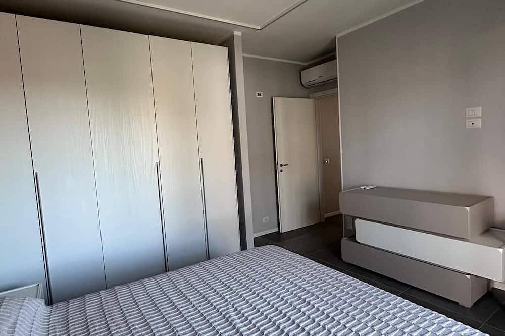 Appartement entier, Stunning New beach-front apartment in Gallico Marina, Reggio de Calabre