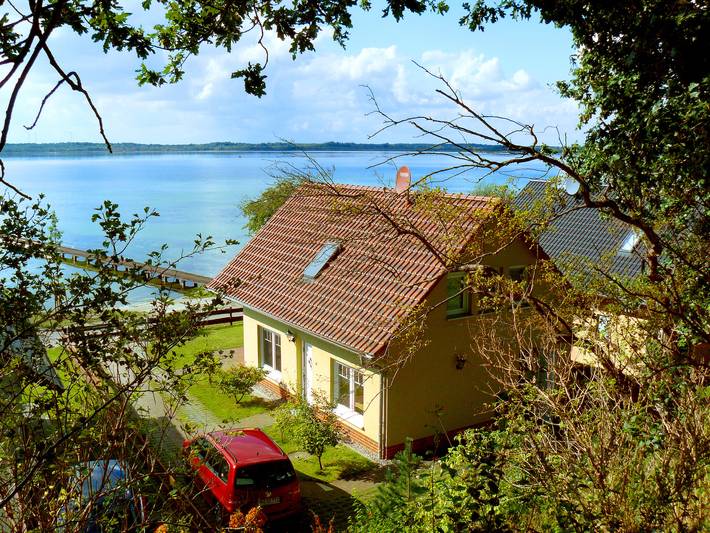 Vakantiehuis voor 6 personen, with Balkon and Terras as well as Tuin and Uitzicht op het meer aan de Mecklenburgse meren