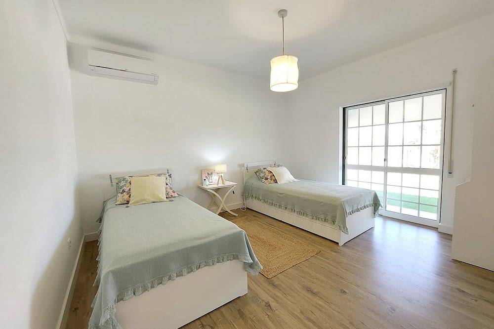 Villa na Barragem Montargil com Piscina in Montargil, Distrito de Portalegre