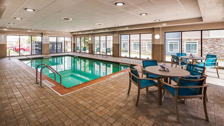 Hôtel pour 4 personnes, avec piscine, animaux acceptés dans Champaign - 4