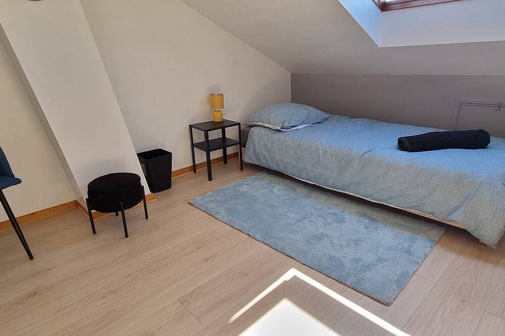 A Haven Of Peace in Villepinte, Sena-Saint Denis
