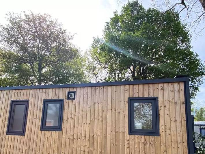 Camping La Clairière - Mobilhome 2 personnes - Premium 2 Pièces 2 Personnes Climatisé + Tv in Saint-Paul-en-Born, Côte d’Argent