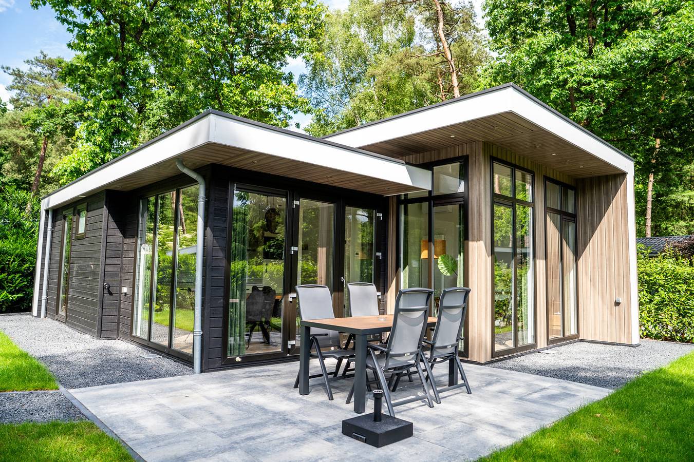 Komfortables Ferienhaus mit stimmungsvollem Kamin für 6 Personen in Lieren in der Veluwe in Veluwe