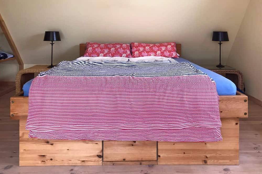 Ganze Wohnung, Dachgarten-Wohnung Heikendorf - Appartement/Fewo, Bad, Wc in Kieler Förde, Heikendorf