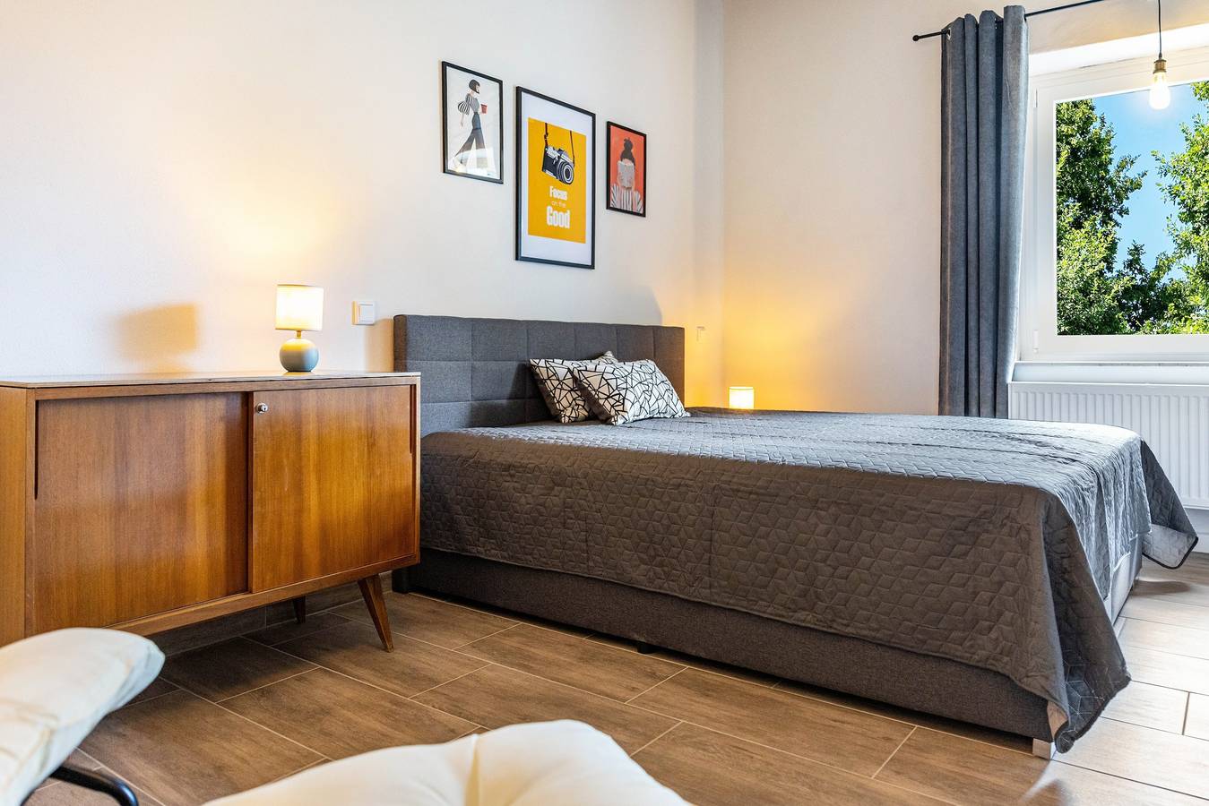 Appartamento intero, Suite Maximilian presso Alten Berghotel: vista montagna, terrazza privata e Wi-Fi in Eslohe, Hochsauerlandkreis