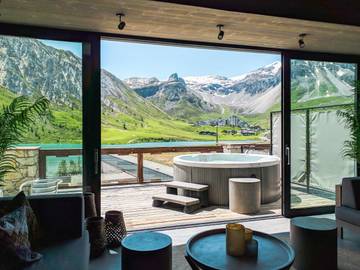 Hôtel pour 2 personnes, avec terrasse ainsi que sauna et jacuzzi à Tignes