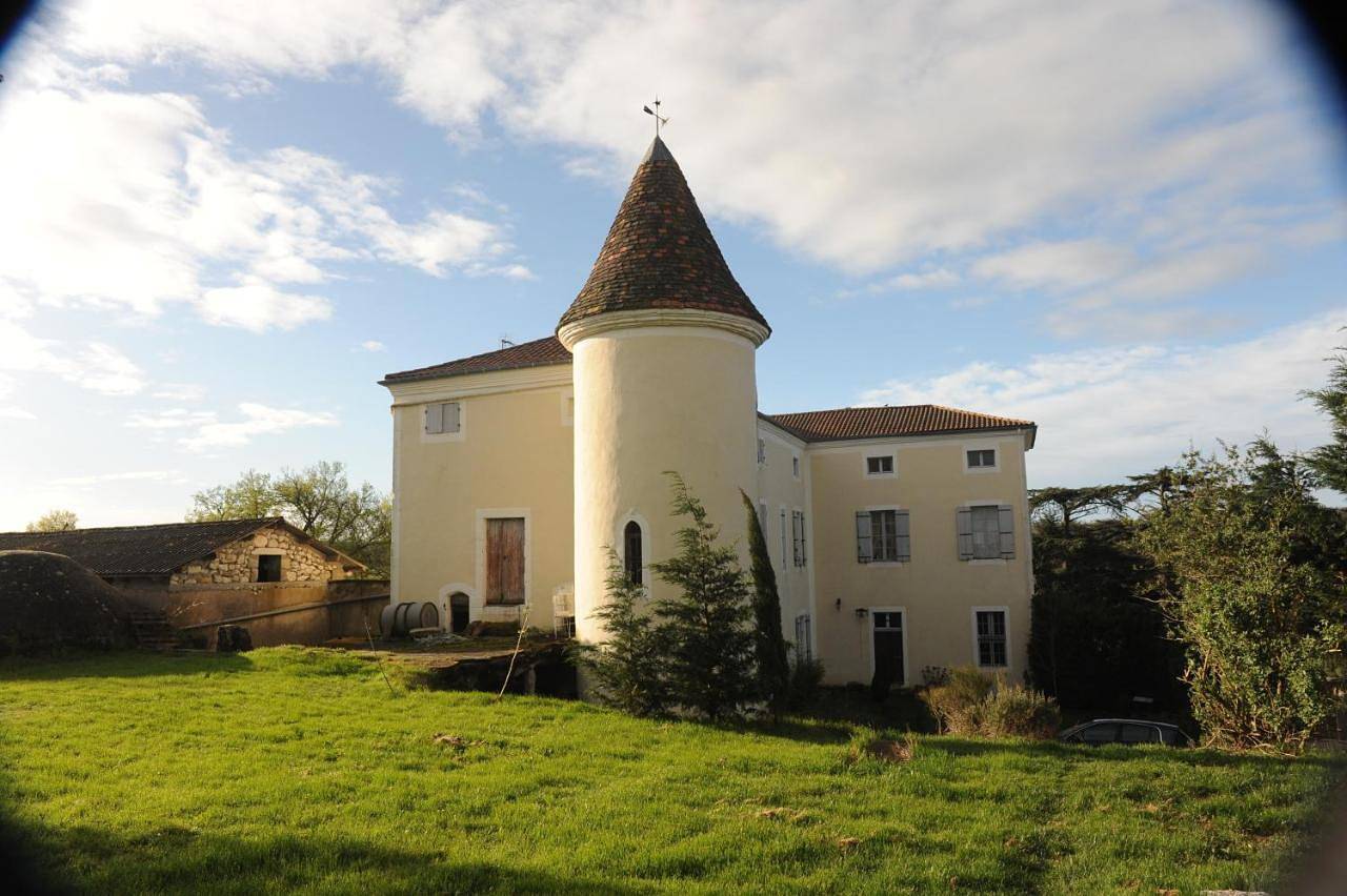 Chambres d'Hôtes du Chateau de Saint Sulpice in La Sauvetat-sur-Lède, Région de Villeneuve-sur-Lot