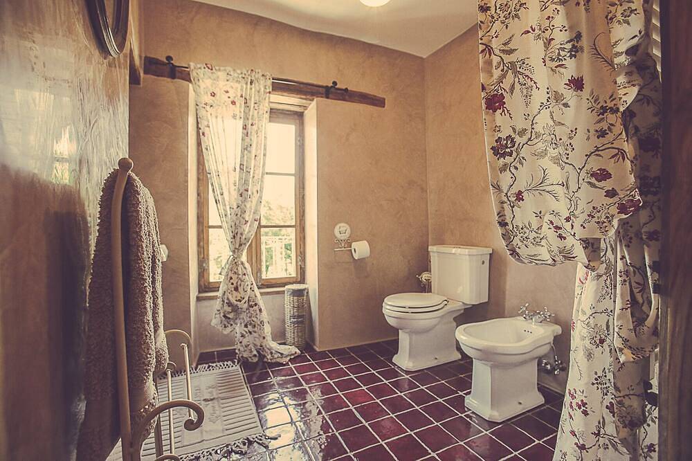 Relais di Charme \"frazione Chiavolino\" in Pollone, Wallisian Alps