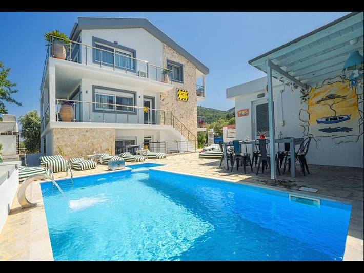 Villa für 12 Personen, mit Terrasse und Pool sowie Ausblick auf Thassos - 4