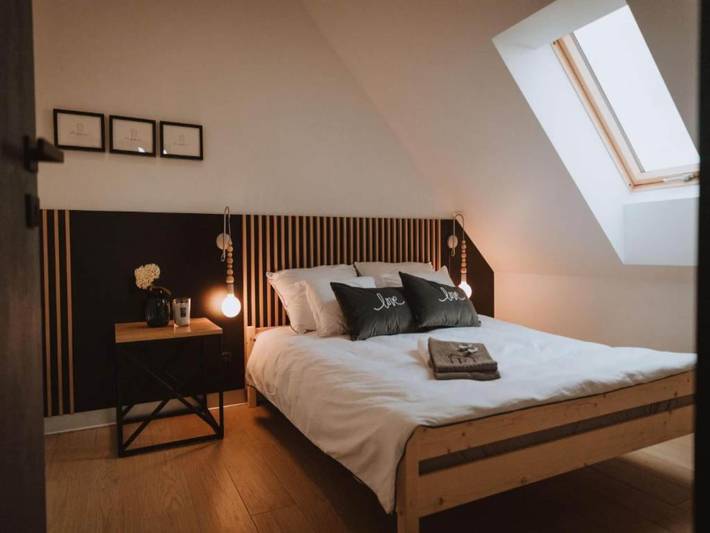 Großes Ferienhaus mit Whirlpool auf der Terrasse in Tucheler Heide
