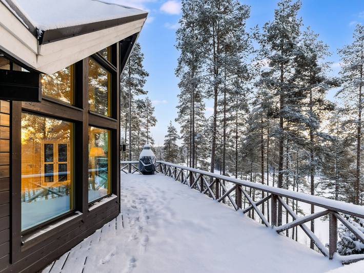 Villa loisto in Nastola, Päijät-Häme