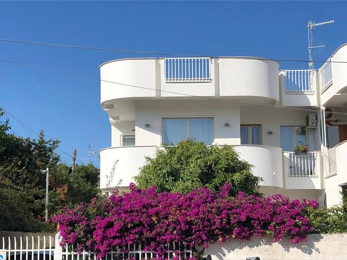 Ferienhaus für 6 Personen, mit Balkon und Terrasse sowie Ausblick