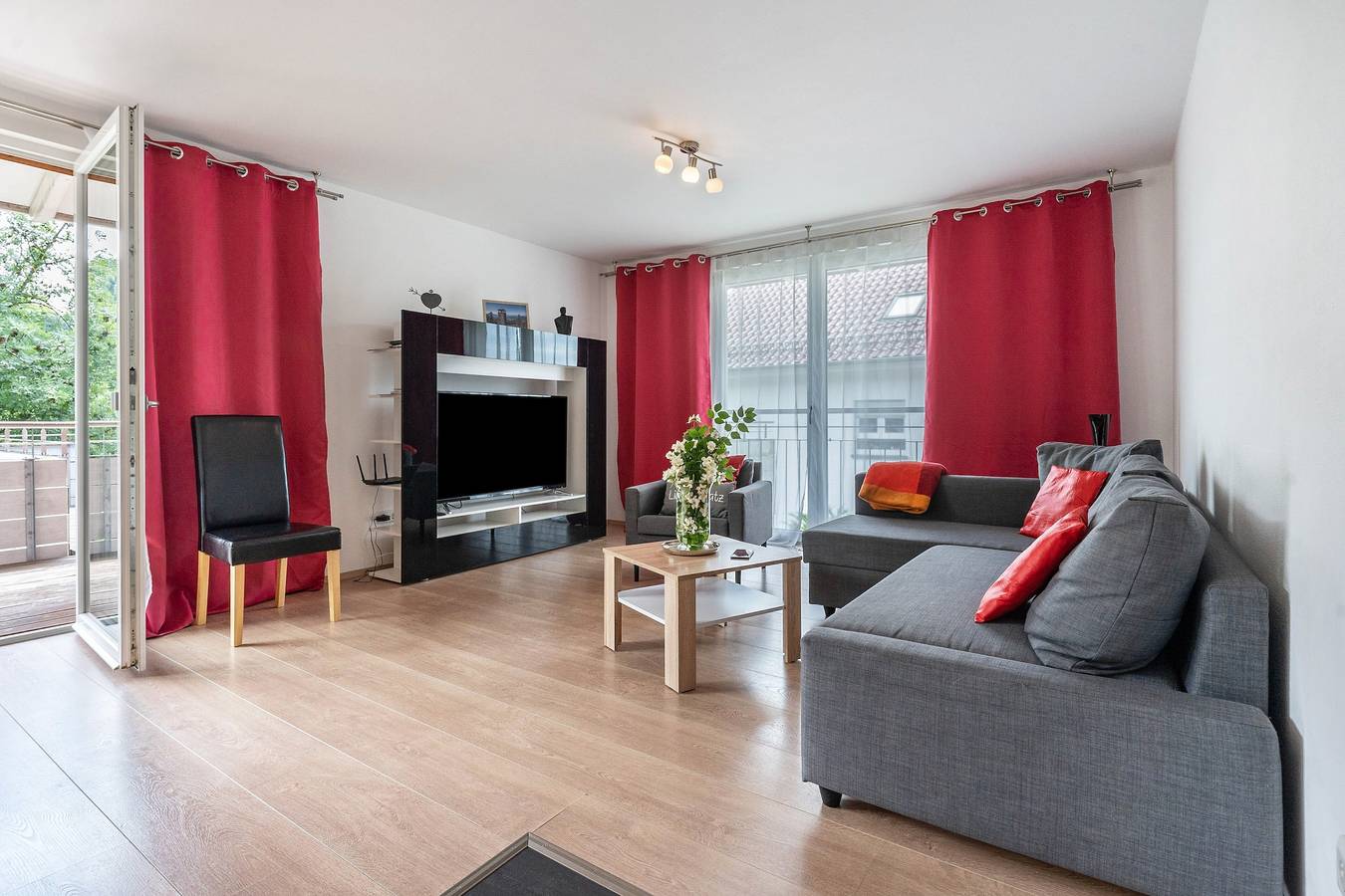 Ganze Wohnung, Ferienwohnung 'Teufelsmühlblick' mit Bergblick, Balkon und Wi-Fi in Loffenau, Nordschwarzwald