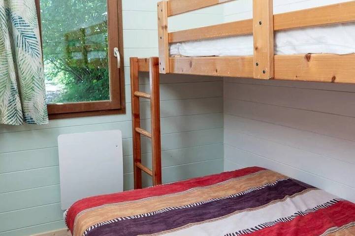 Gîte pour 5 personnes, animaux acceptés à Saint-Bonnet-près-Orcival - 4