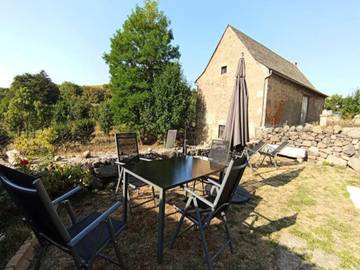 Location De Vacances pour 5 Personnes dans Nasbinals, L'Aubrac, Photo 4