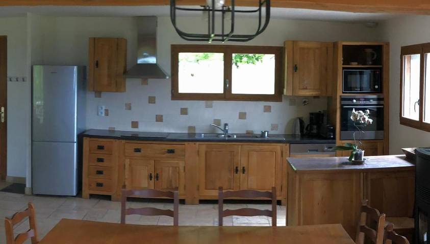 Location de vacances pour 15 personnes, avec vue sur le lac ainsi que vue et jardin, animaux acceptés à Aiguebelette-le-Lac - 3