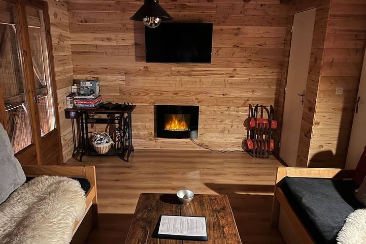 Gîte pour 12 personnes à Ustou