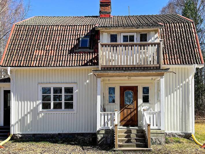 Ferienhaus für 4 Personen, mit Garten in Sunne