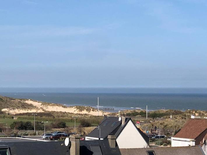 Ferienwohnung für 4 Personen, mit Balkon und Terrasse sowie Ausblick in Calais