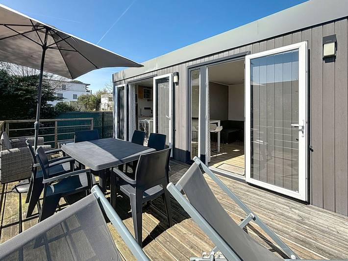 Camping pour 4 personnes, avec piscine et terrasse