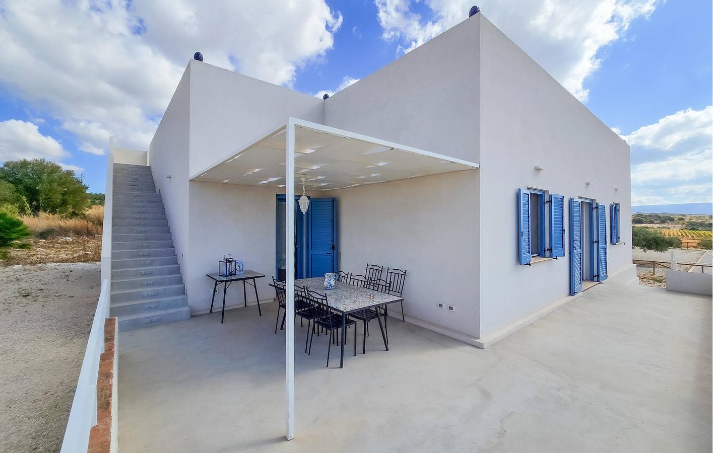 Accogliente appartamento con vista mare, Wi-Fi, parcheggio e terrazza in Menfi, Provincia di Agrigento