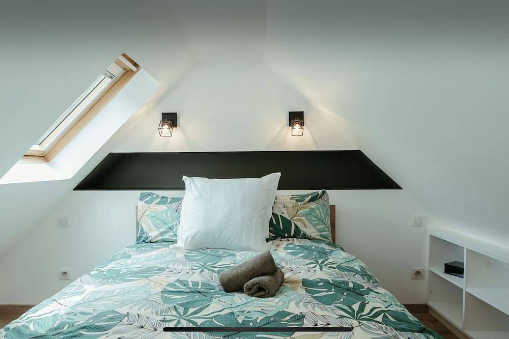 Entire apartment, La Villetta Spa - atypical accommodation in Mulhouse, Mulhouse region