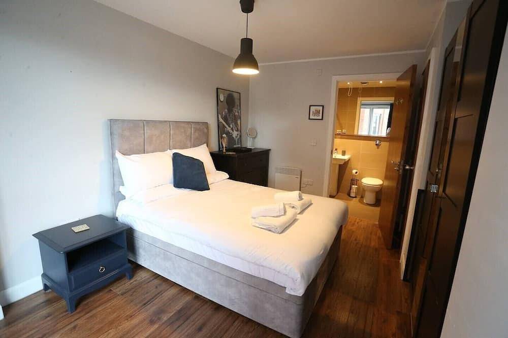 Entire apartment, Stunning Flat Mins From Shops & City Centre - Pass the Keys in Greater Manchester
