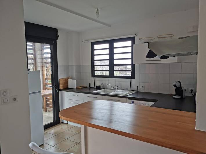 Gîte pour 4 personnes, avec jardin et terrasse dans Plage de Saint-Leu - 3