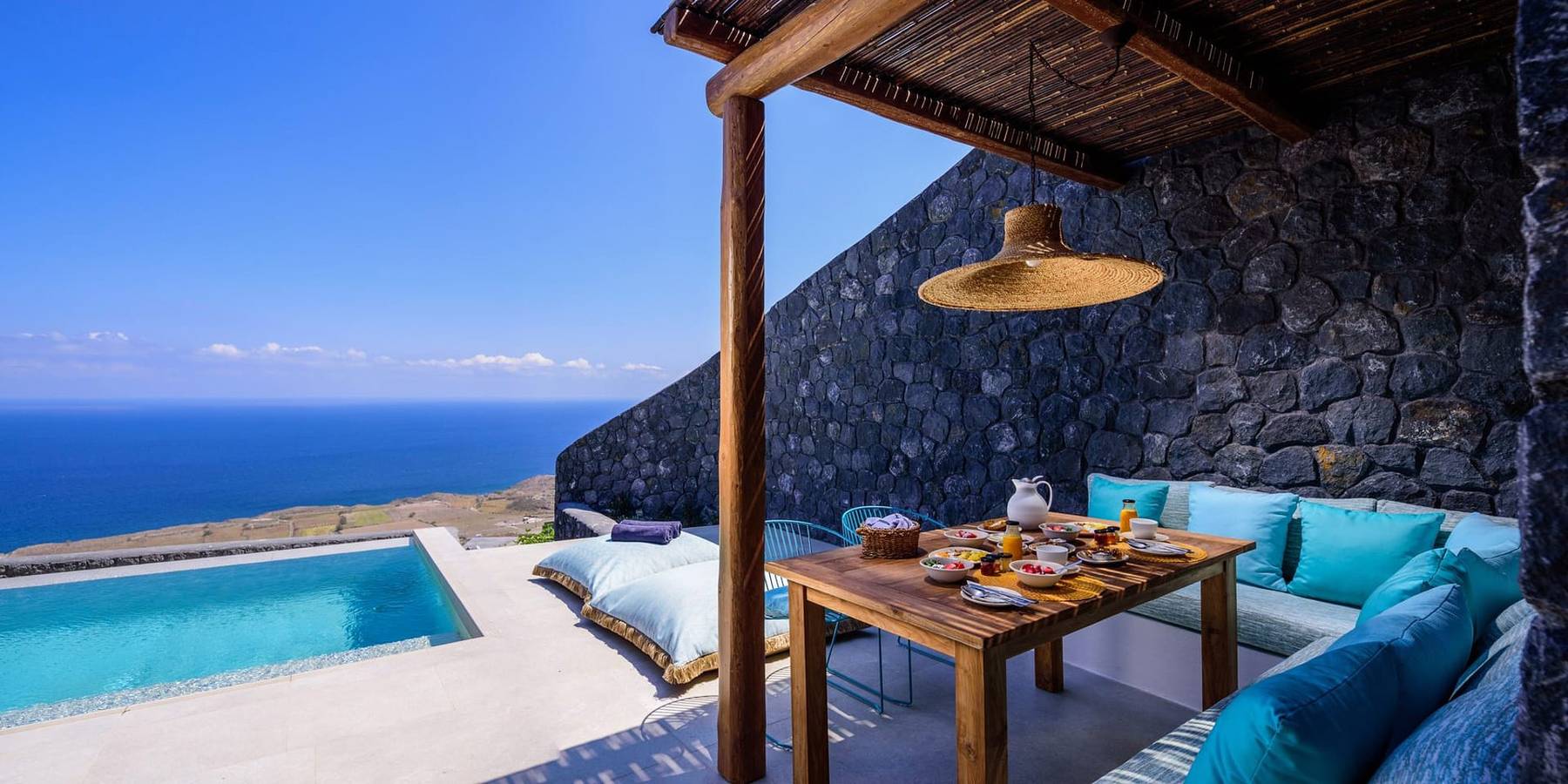 Amazing Santorini Villa | Villa Shelob | 1 Bedroom | Children Older than 7Y are Welcome | Suite with Private Heated Pool | Breathtaking Sea Views | Private Furnished Sun Terrace | Outdoor Dining Area | Imerovigli in Santorini