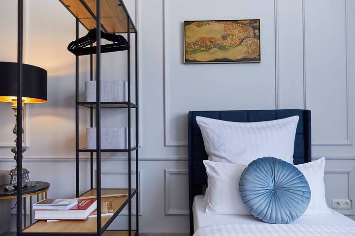 Ganze Wohnung, R B Apartment Hamburg Comfort - ideal für Geschäftsreisende und Familien in Hamburg-Nord, Hamburg